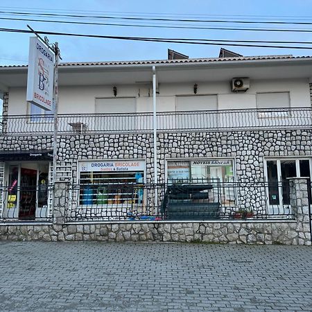 Alojamento Das Laranjeiras Fernao Ferro Dış mekan fotoğraf